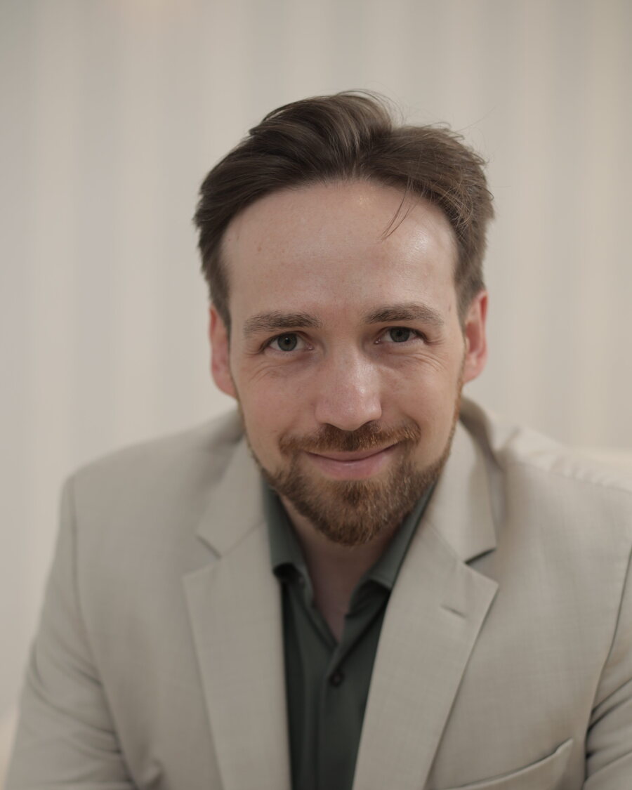 Dr. Diego Schadeck